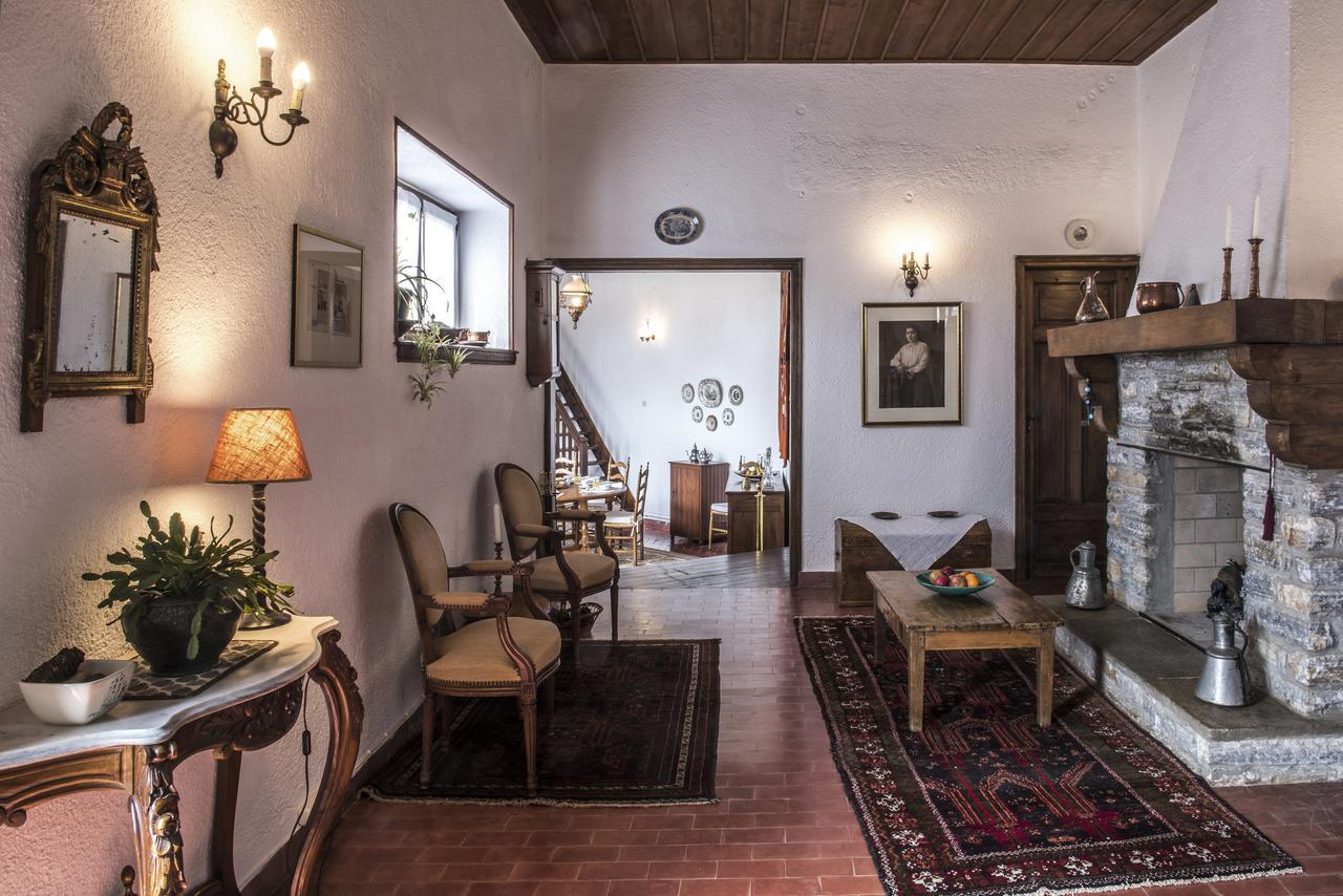 Arxontiko Mytilineou - Skretaion Bed and Breakfast Νεοχώρι Εξωτερικό φωτογραφία