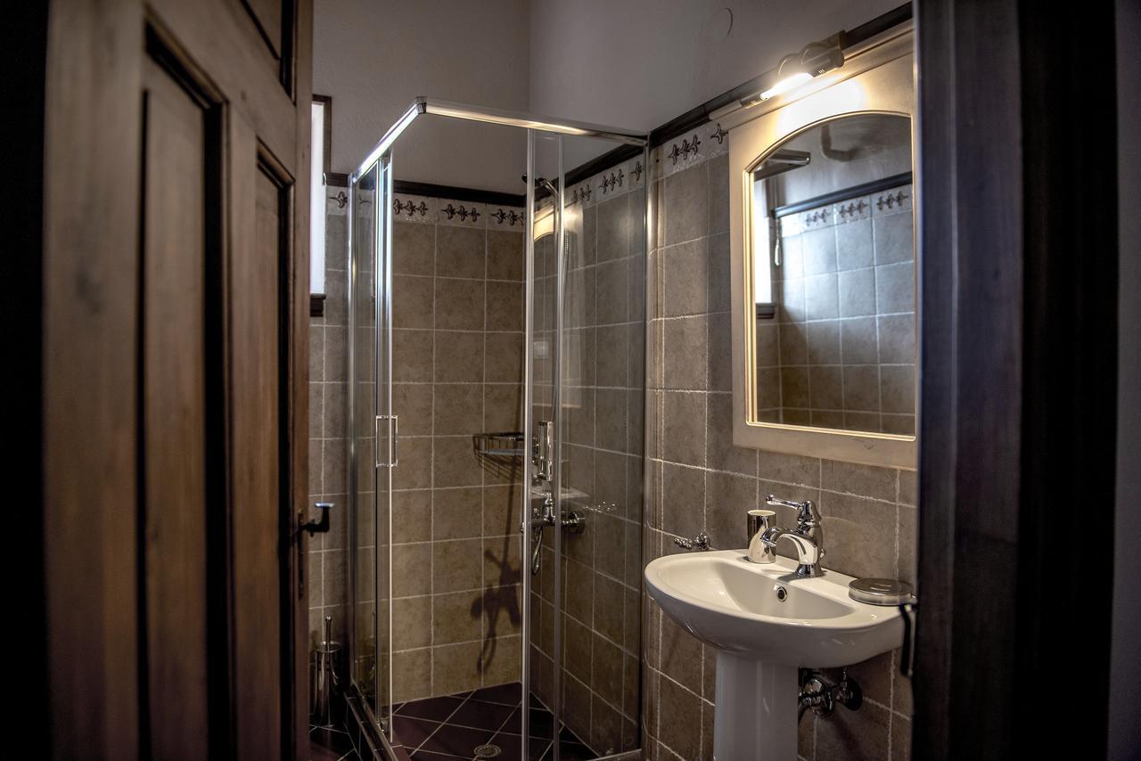 Arxontiko Mytilineou - Skretaion Bed and Breakfast Νεοχώρι Εξωτερικό φωτογραφία